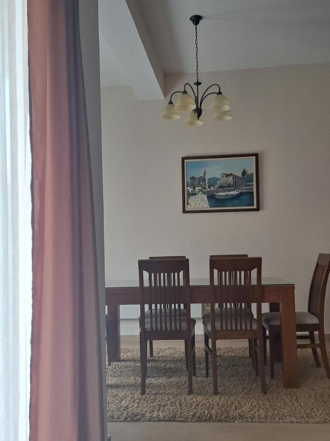 Apartment Benvenuti โกตอร์ ภายนอก รูปภาพ