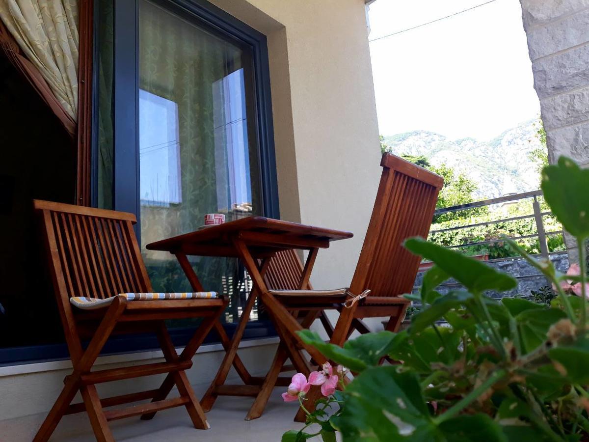 Apartment Benvenuti โกตอร์ ภายนอก รูปภาพ